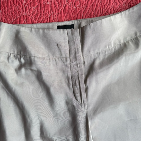 Giorgio Armani Women's  Champagne slacks. Silk blend size 44. like new vintage. - Picture 2 of 8